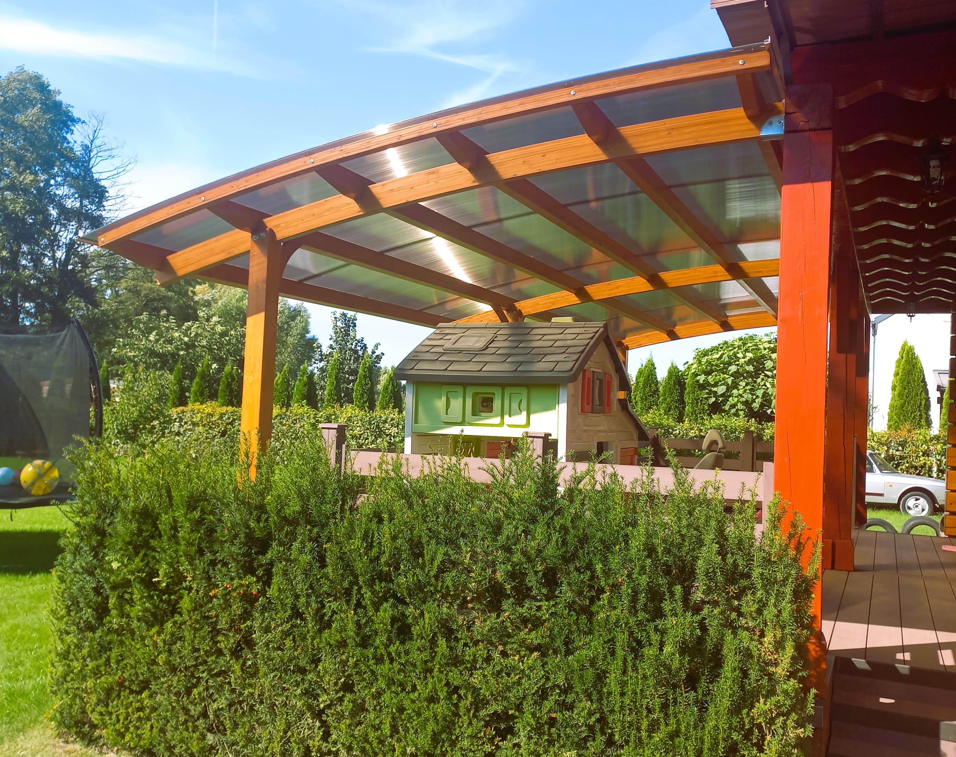 Zadaszenie tarasu na łukach