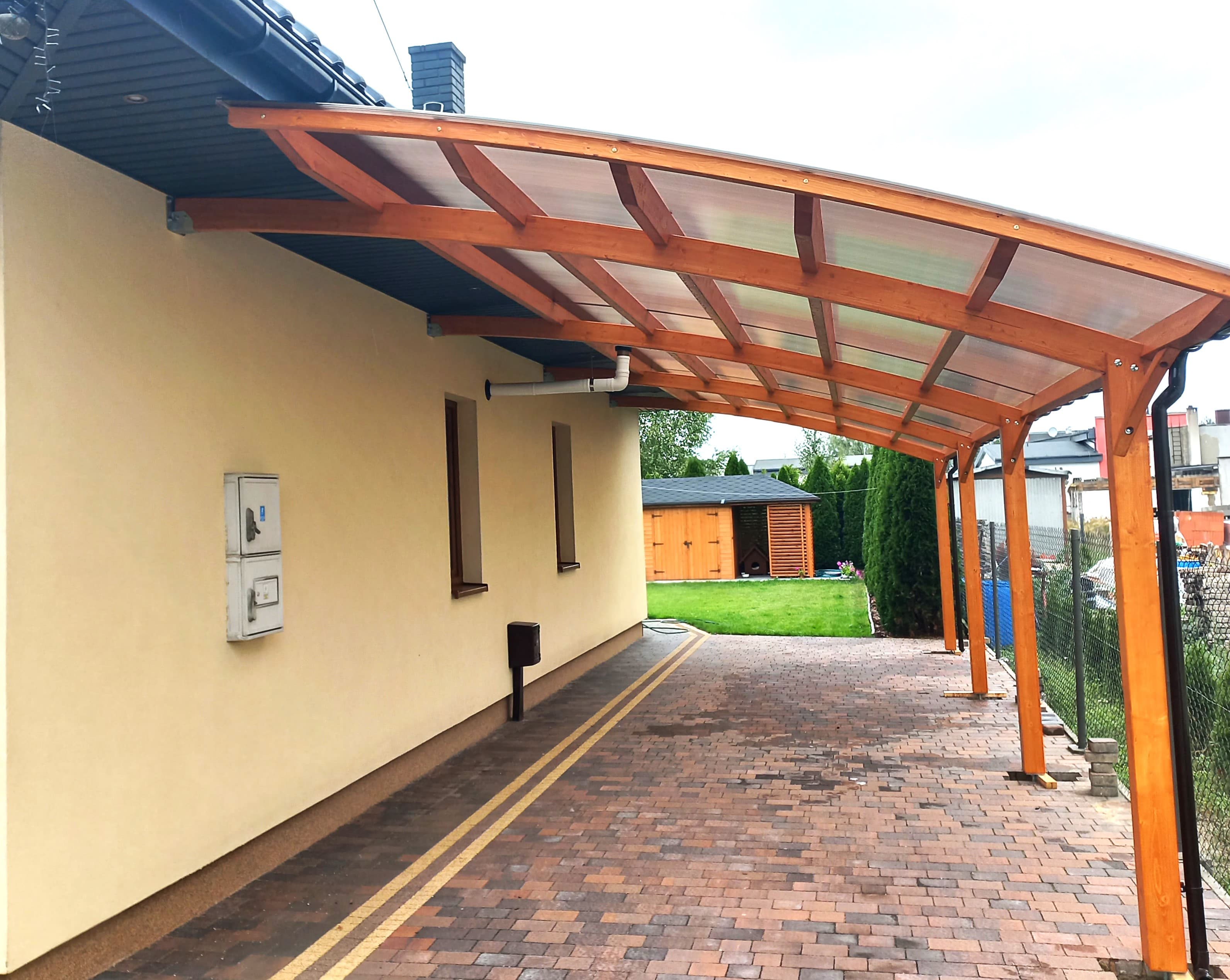 Zadaszenie tarasu na łukach