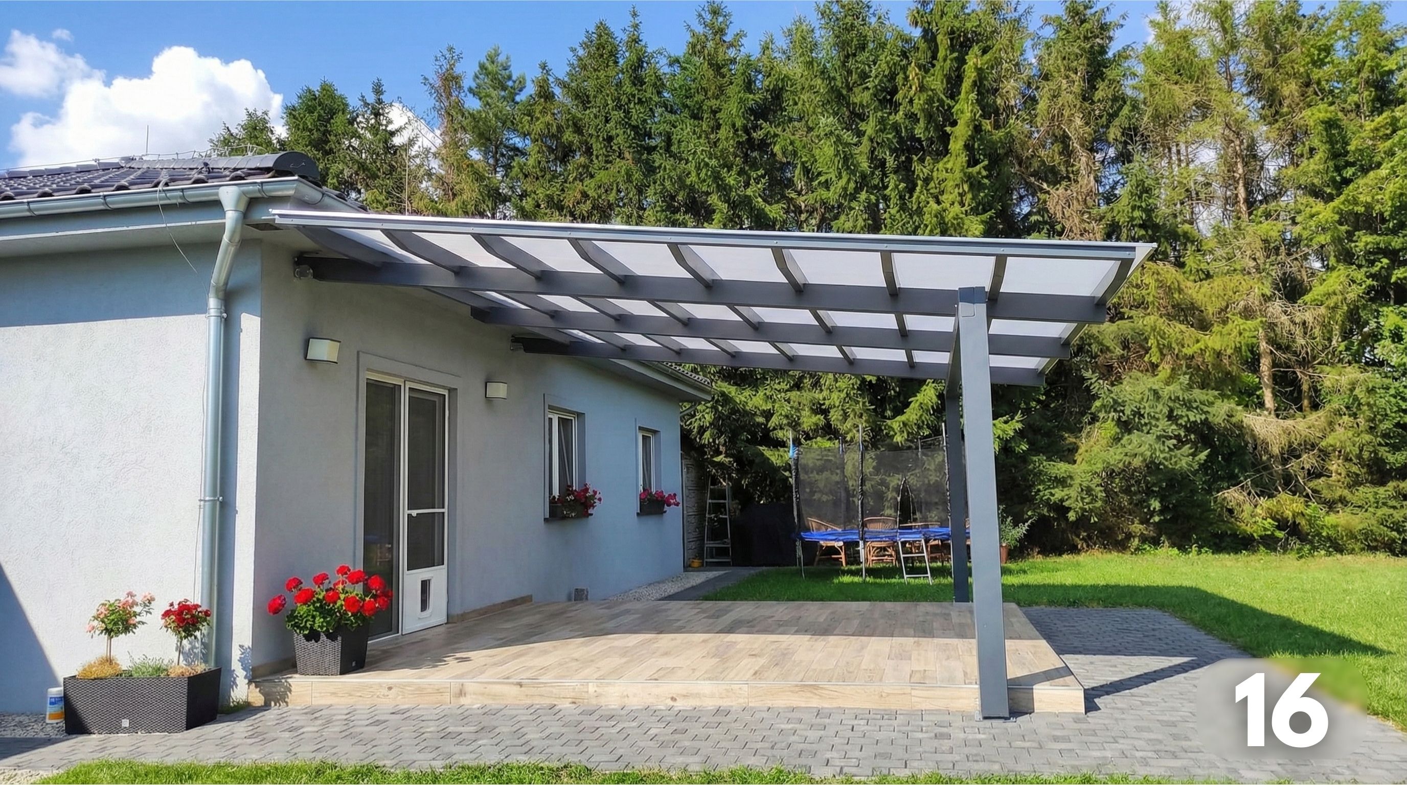 Przyścienne na belce