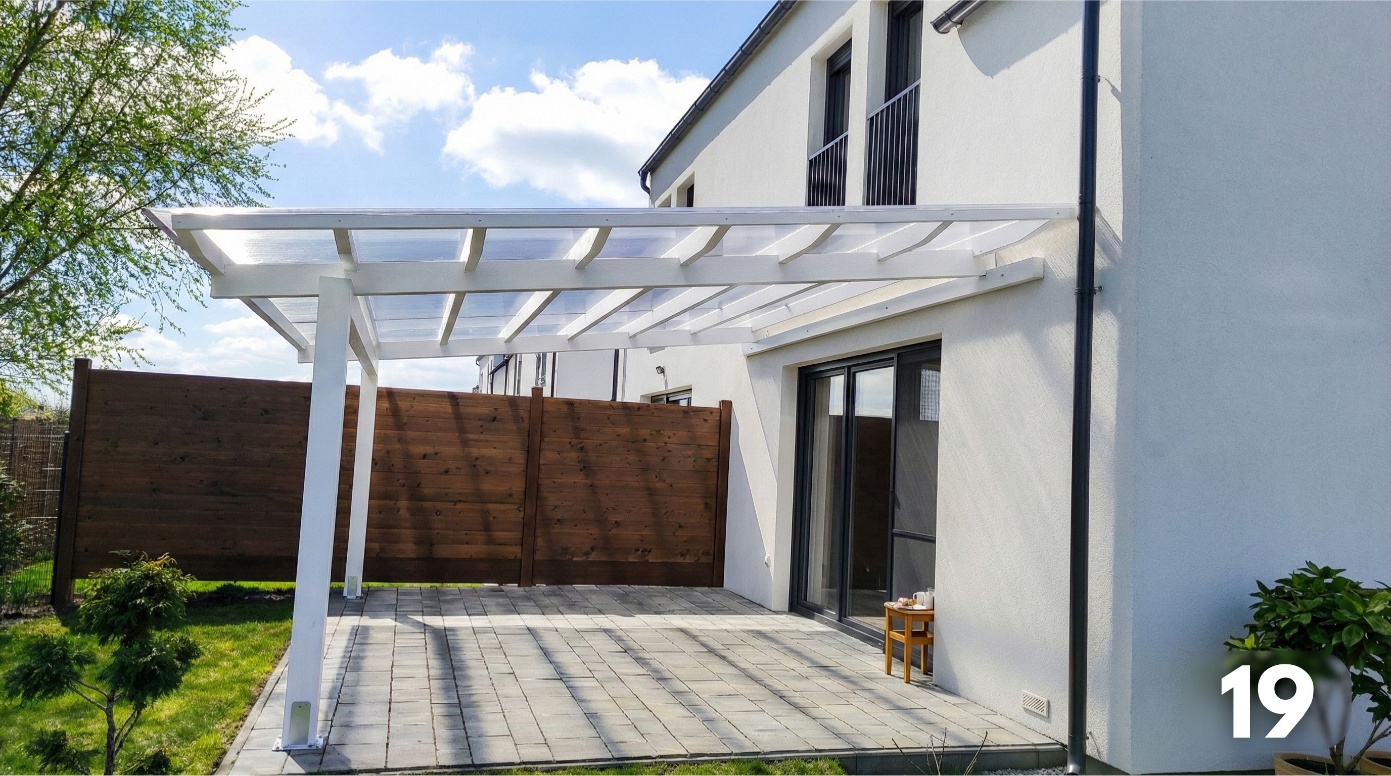 Przyścienne na belce