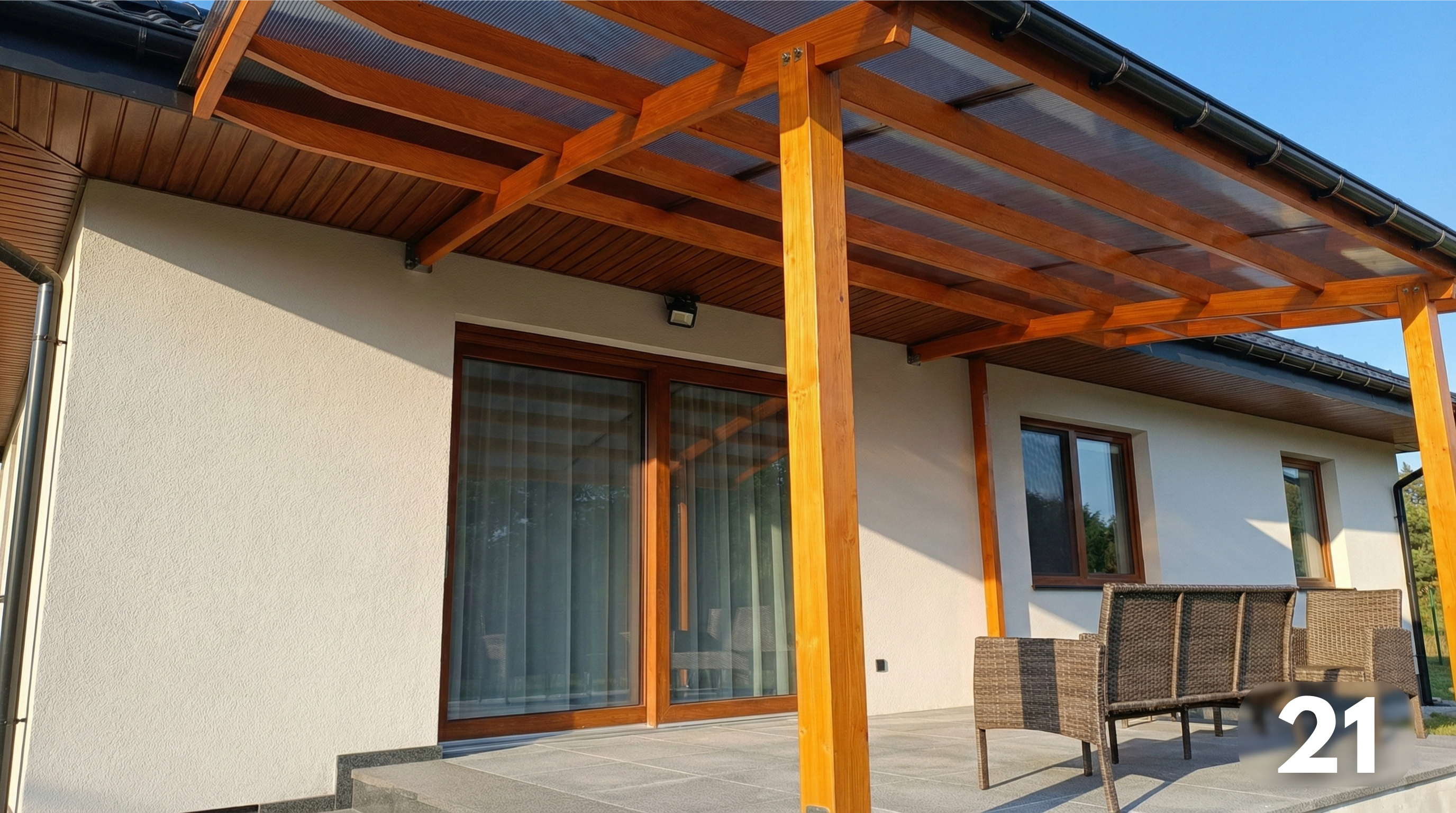 Zadaszenia przyścienne z prostym spadkiem